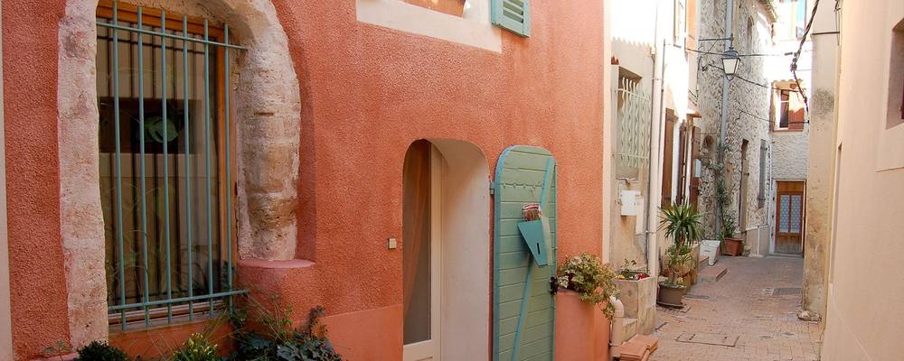 Une ruelle du vieux village